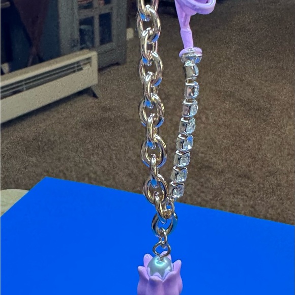 Betsey Johnson Tulips and Watering Can Necklace. - Picture 5 of 11